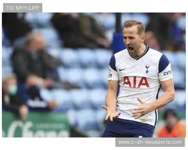 凯恩脚尖轻点形成巧妙摆渡，热刺多点推进成型