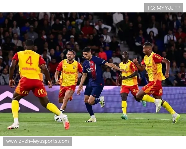 姆巴佩再度闪耀巴黎圣日耳曼，3-0轻松战胜马赛